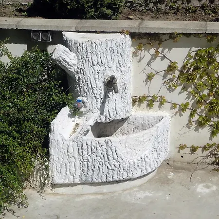 Guest Casa Luba アパート スヴェティ・ヴラス