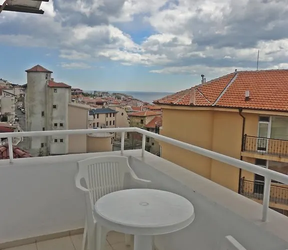 卢巴之家旅馆 * 圣弗拉斯